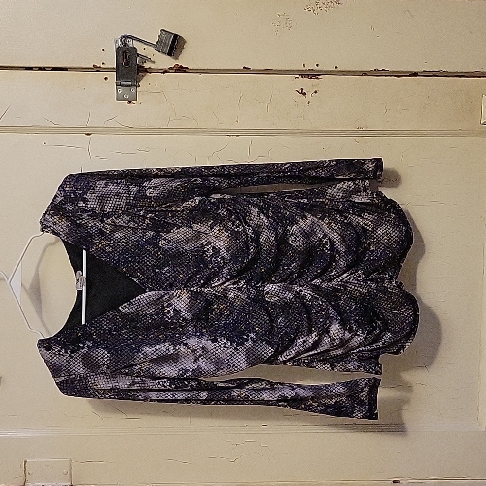 Snake print blouse black grey with some blue and  gold specks